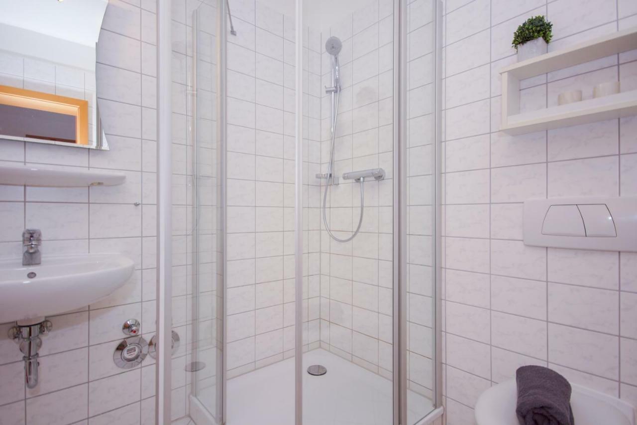 Ferienwohnung Sonnenseite Sellin  ภายนอก รูปภาพ